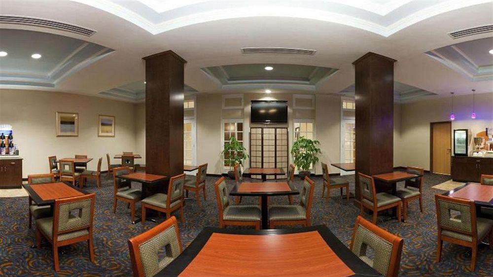 Holiday Inn Express Lake Wales North-Winter Haven By Ihg Waverly Экстерьер фото