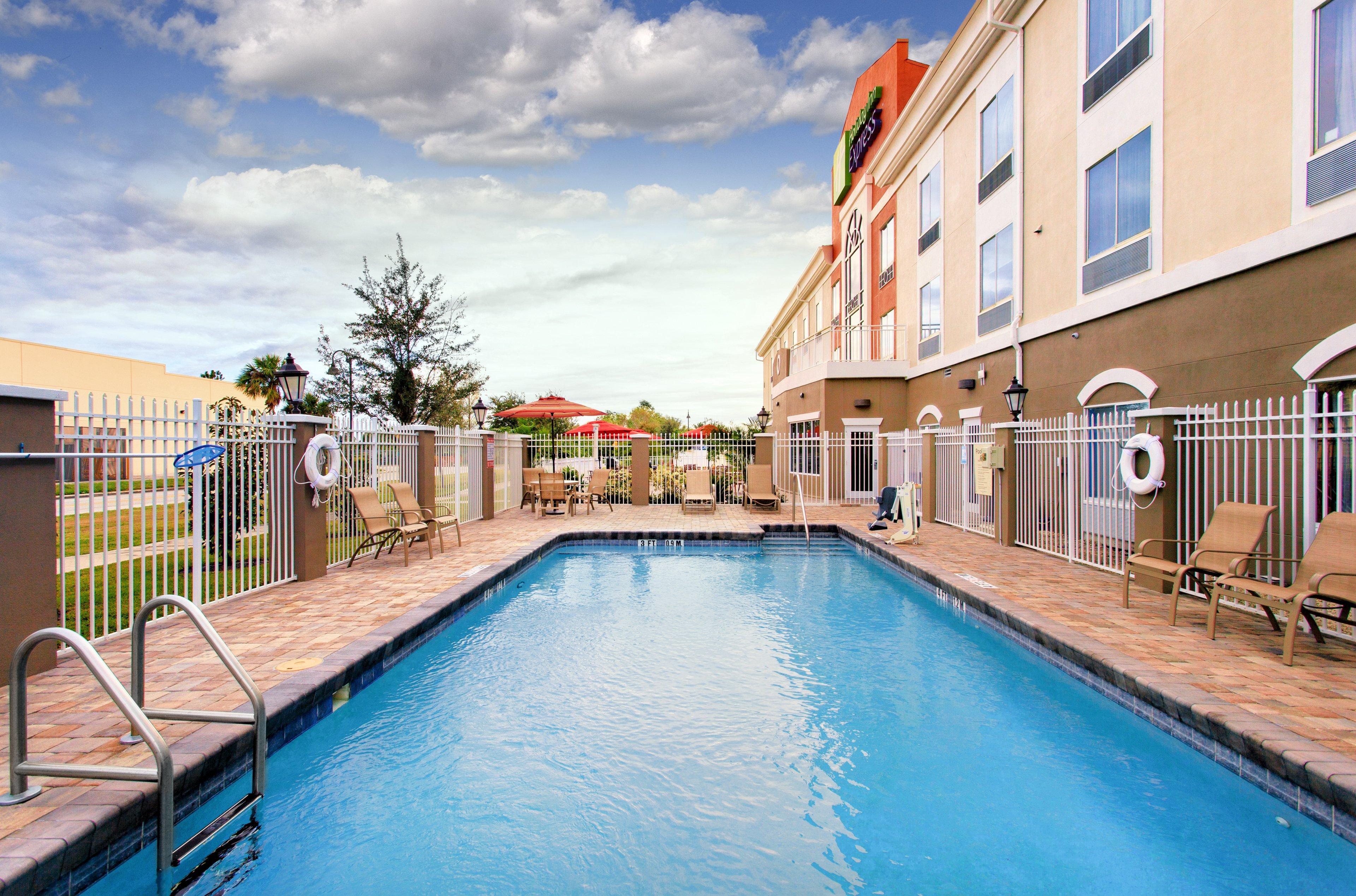 Holiday Inn Express Lake Wales North-Winter Haven By Ihg Waverly Экстерьер фото