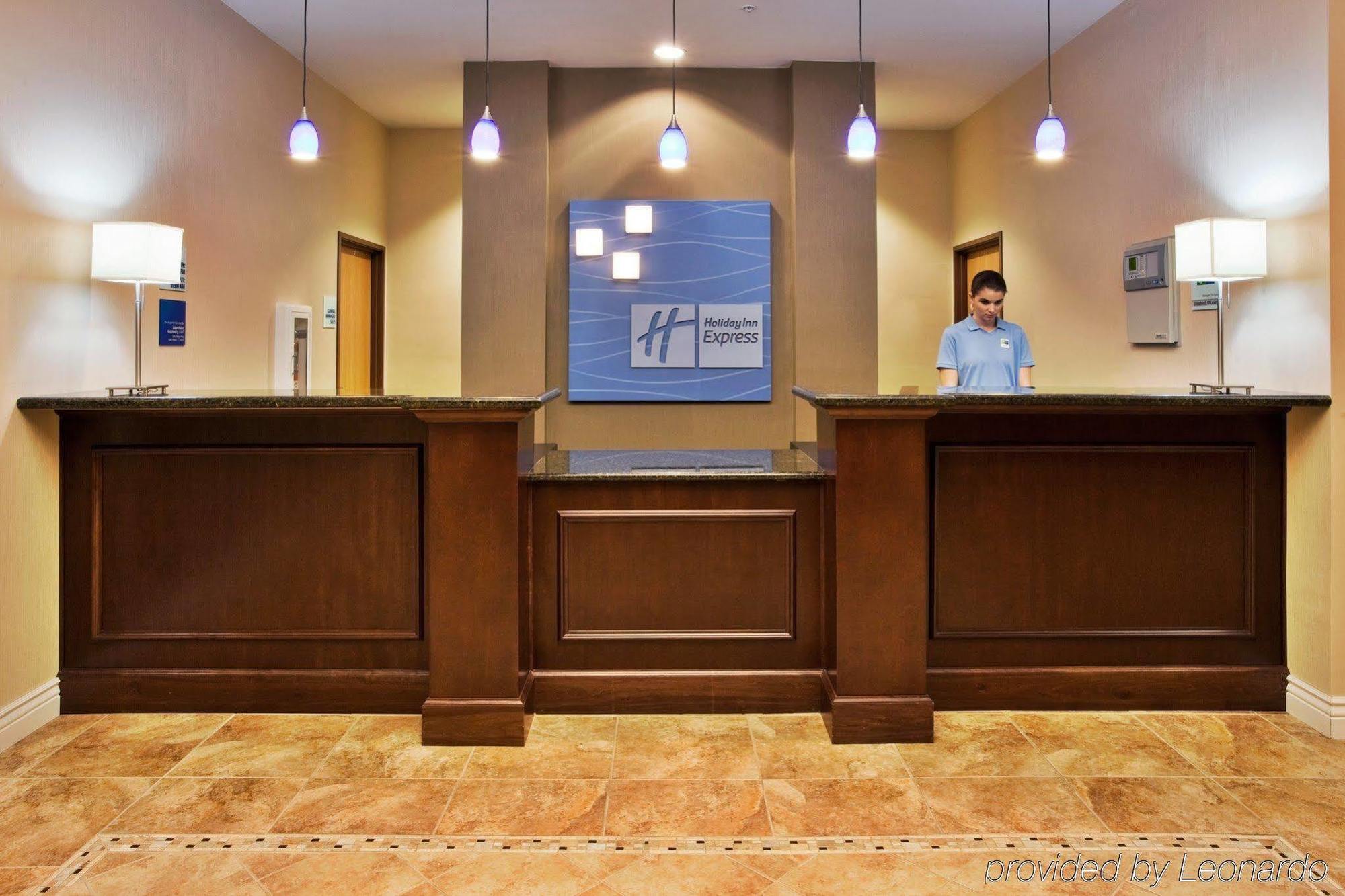 Holiday Inn Express Lake Wales North-Winter Haven By Ihg Waverly Экстерьер фото
